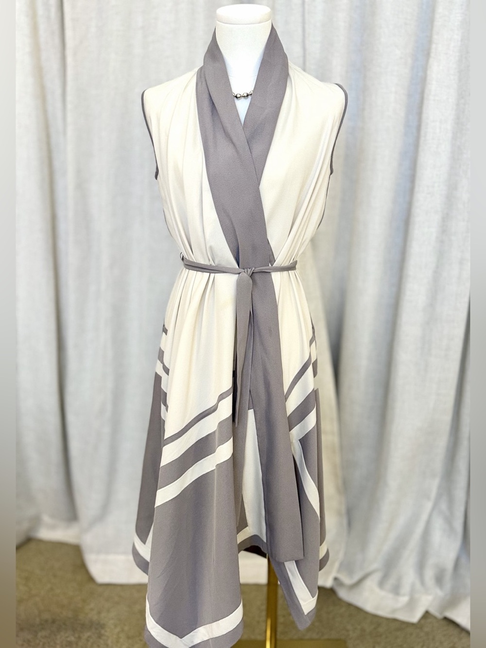 BCBG Runway Couture Line | Architectural linear Wrap Dress | XS | Great Cond!